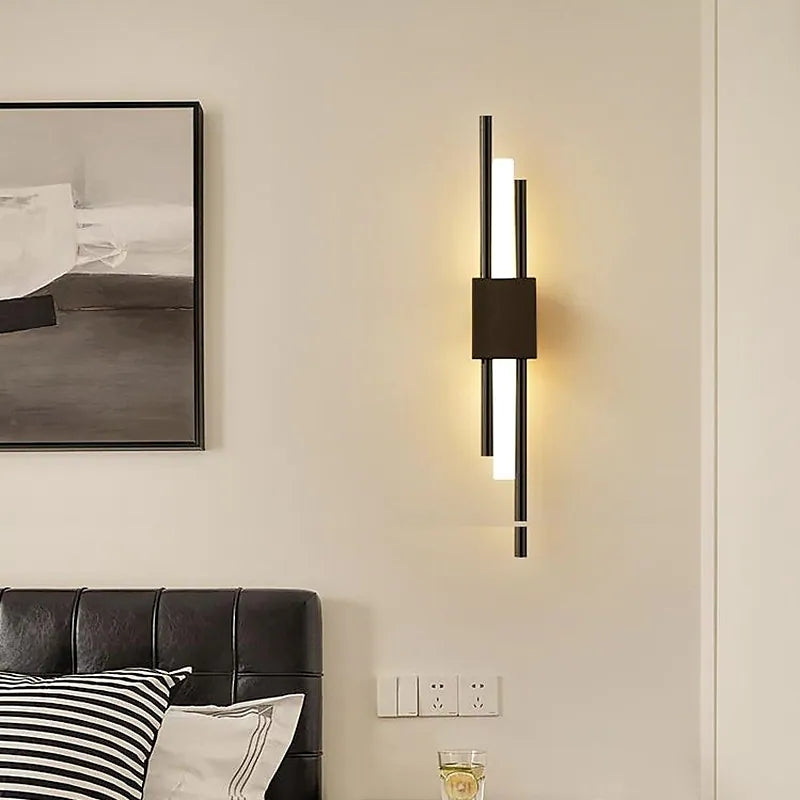 Nariq Modern Bar LED Wall Lamp, Black/Gold