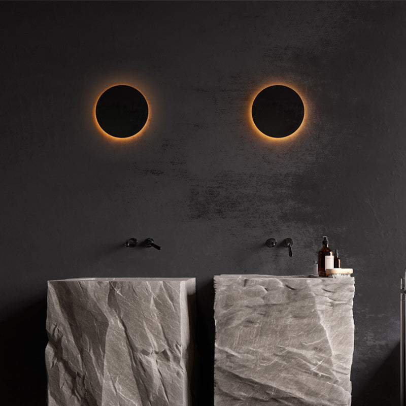 Dori Minimalist Round/Square Outdoor Wall Lamp LED, Black/White