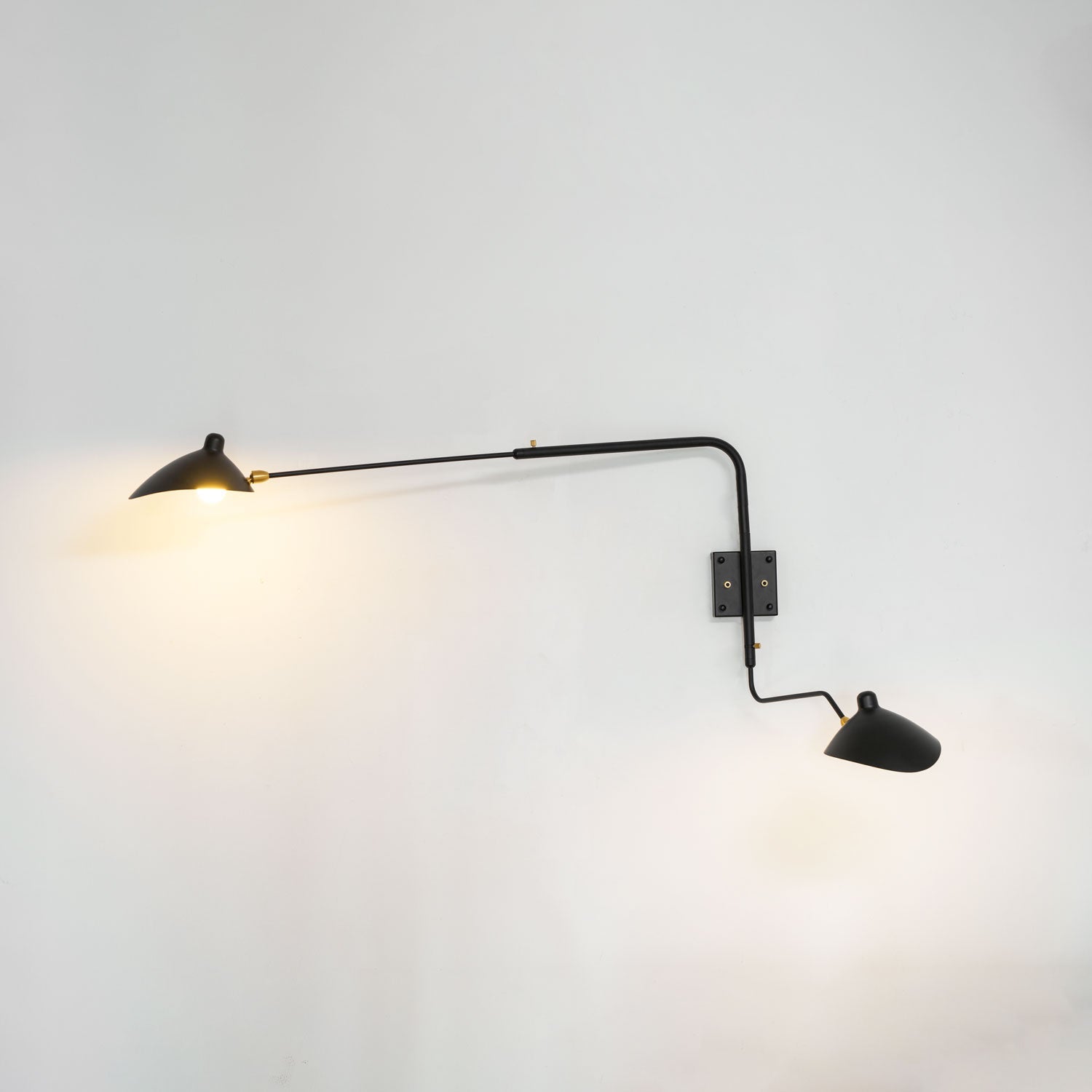 Serge Mouille Wall Sconce - Blowlighting