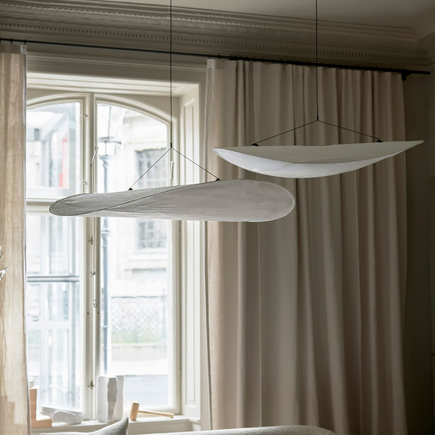 Tense Tyvek Pendant Lamp - Blowlighting